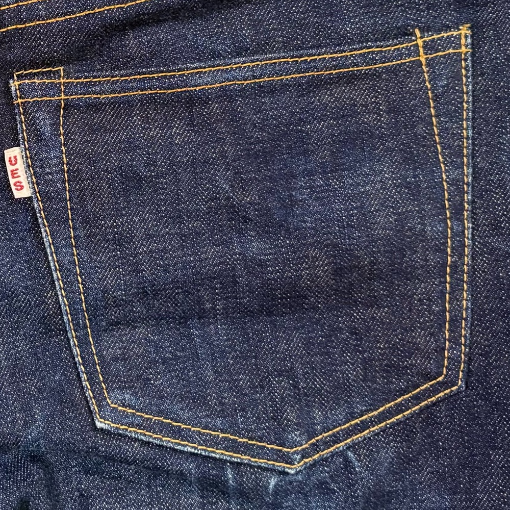 Meet your Posher, Raymond